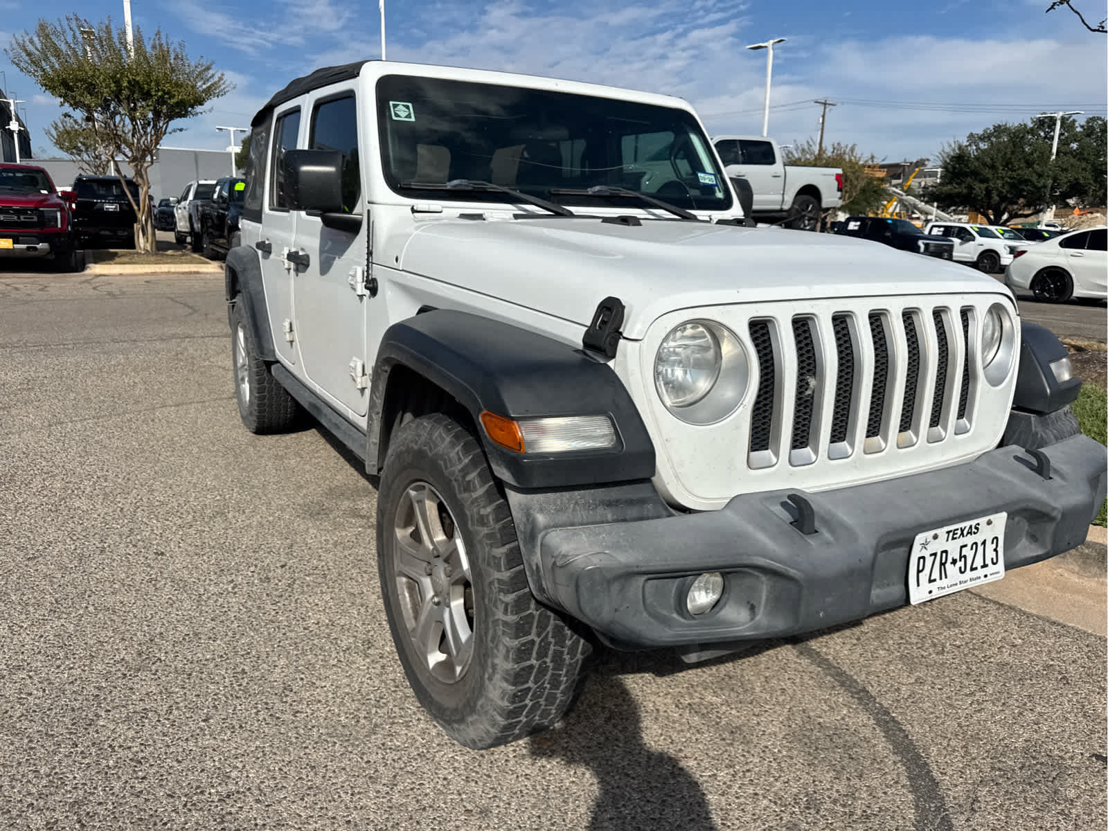 Used 2018 Jeep Wrangler Unlimited Sport S AWD/4WD image 3