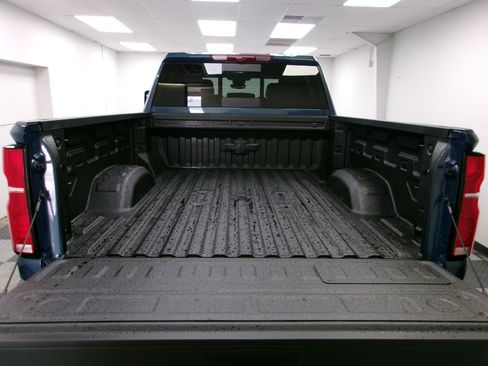 New 2026 Chevrolet Silverado 2500 High Country w/ Technology Package AWD/4WD image 11