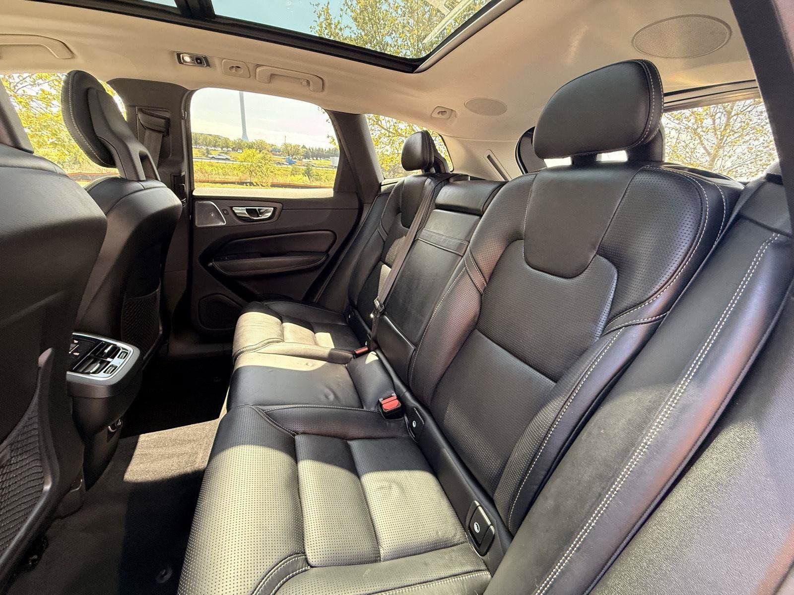 Used 2018 Volvo XC60 T6 Inscription AWD/4WD image 17