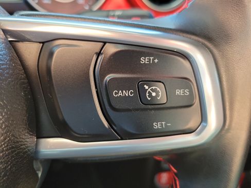 Used 2021 Jeep Wrangler Unlimited Rubicon w/ Xtreme Recon 35" Tire Package image 15