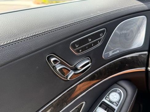 Used 2017 Mercedes-Benz S 550 4MATIC Sedan image 28