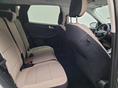 Used 2021 Ford Escape SE FWD image 19