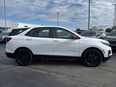 Certified 2024 Chevrolet Equinox LS image 4