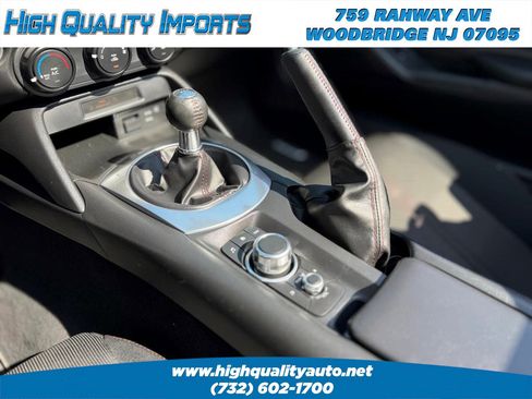 Used 2016 MAZDA MX-5 Miata Club RWD image 21