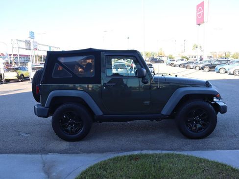Used 2015 Jeep Wrangler Sport image 10