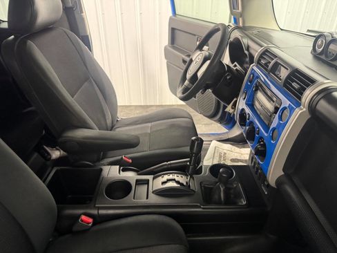 Used 2008 Toyota FJ Cruiser 4WD image 18