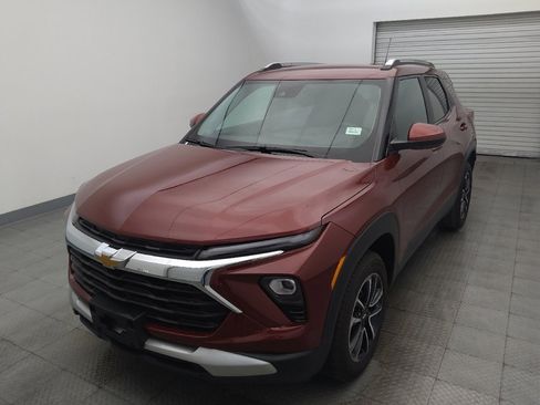 Used 2024 Chevrolet TrailBlazer LT w/ Driver Confidence Package AWD/4WD image 15