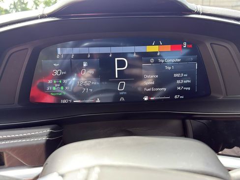 Used 2025 Chevrolet Corvette Stingray Premium Cpe w/ 3LT RWD image 19
