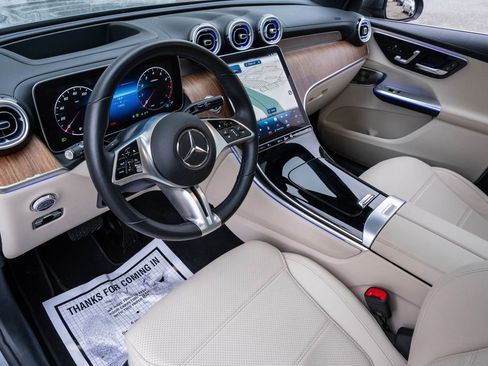 Used 2023 Mercedes-Benz GLC 300 4MATIC w/ Pinnacle Trim Package image 16