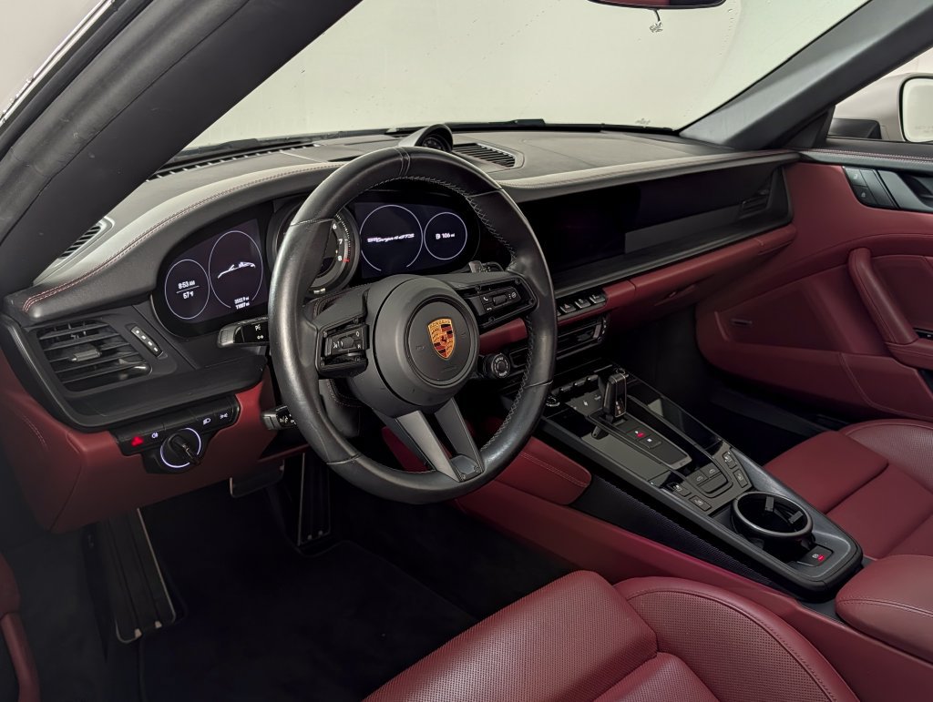 Certified 2022 Porsche 911 Targa 4 GTS AWD/4WD image 4