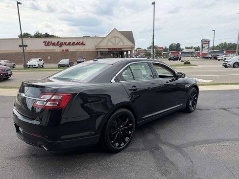 Used 2015 Ford Taurus SEL w/ Equipment Group 201A AWD/4WD image 5
