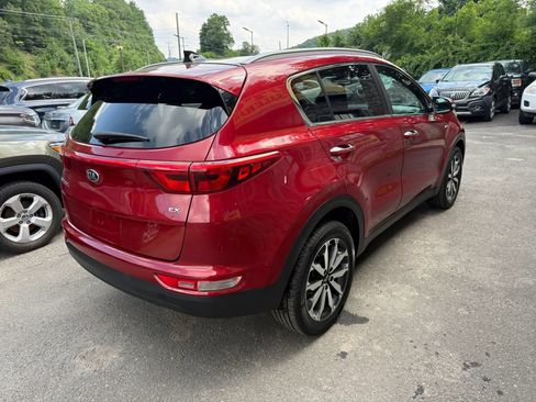 Used 2017 Kia Sportage EX w/ EX Premium Package AWD/4WD image 4