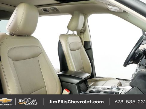 Used 2020 Ford Explorer Limited w/ Class III Trailer Tow Package image 25