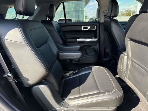 Used 2023 Ford Explorer XLT w/ Equipment Group 202A image 11