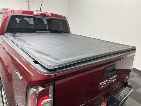 Used 2017 GMC Canyon SLT w/ Driver Alert Package image 30