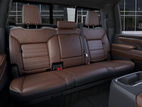 New 2026 GMC Sierra 2500 Denali Ultimate AWD/4WD image 17