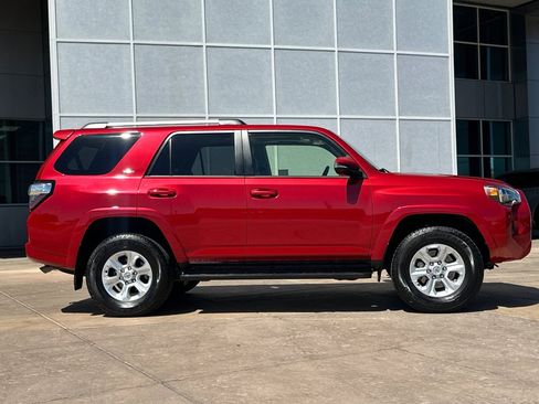 Certified 2024 Toyota 4Runner SR5 Premium w/ Moonroof Package AWD/4WD image 3
