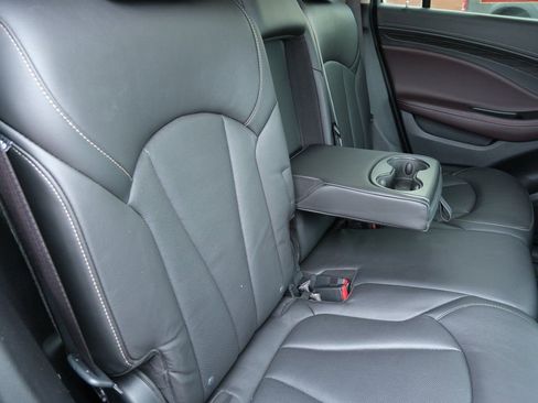 Used 2017 Buick Envision Essence FWD image 29