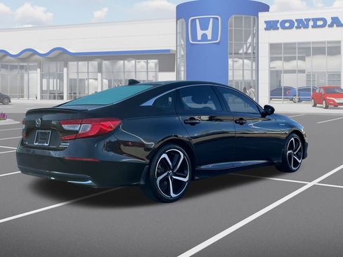 Used 2022 Honda Accord Sport image 9
