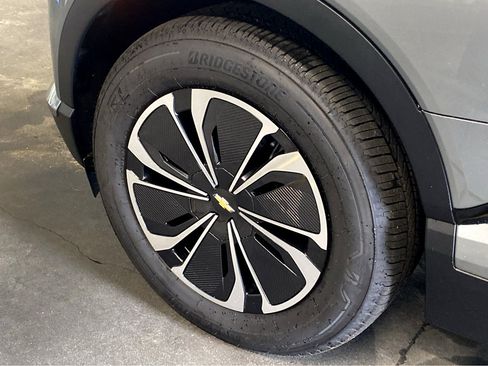 New 2025 Chevrolet Blazer EV LT image 21