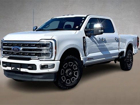 Used 2023 Ford F350 Platinum image 1