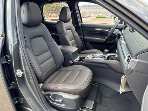 New 2025 MAZDA CX-5 Signature image 26