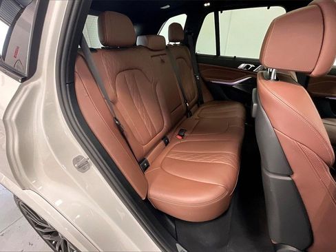 Used 2023 BMW X5 M50i w/ Executive Package image 19
