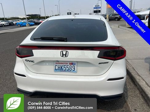 Used 2023 Honda Civic Sport image 12