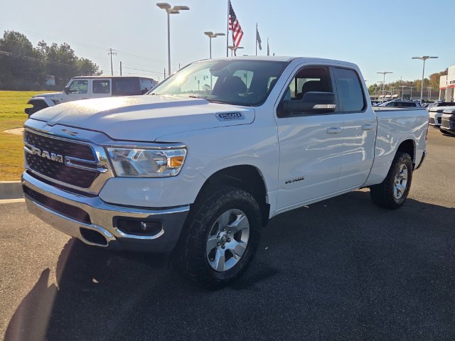 Used 2022 RAM 1500 Big Horn AWD/4WD image 3