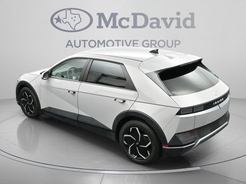 Used 2024 Hyundai Ioniq 5 SEL RWD image 36