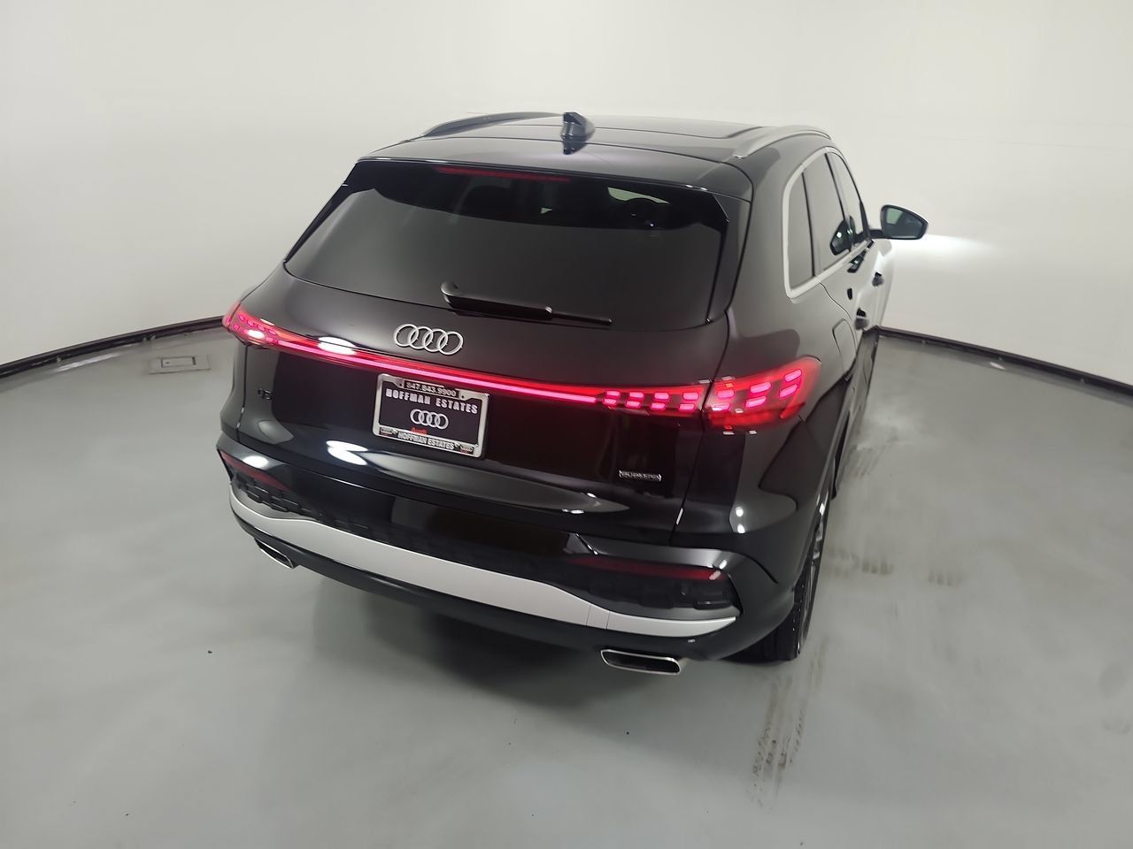 Used 2025 Audi Q5 Premium w/ Convenience Package AWD/4WD image 36