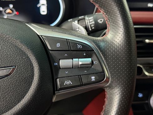 Used 2023 Genesis G70 2.0T w/ Sport Prestige Package RWD image 24