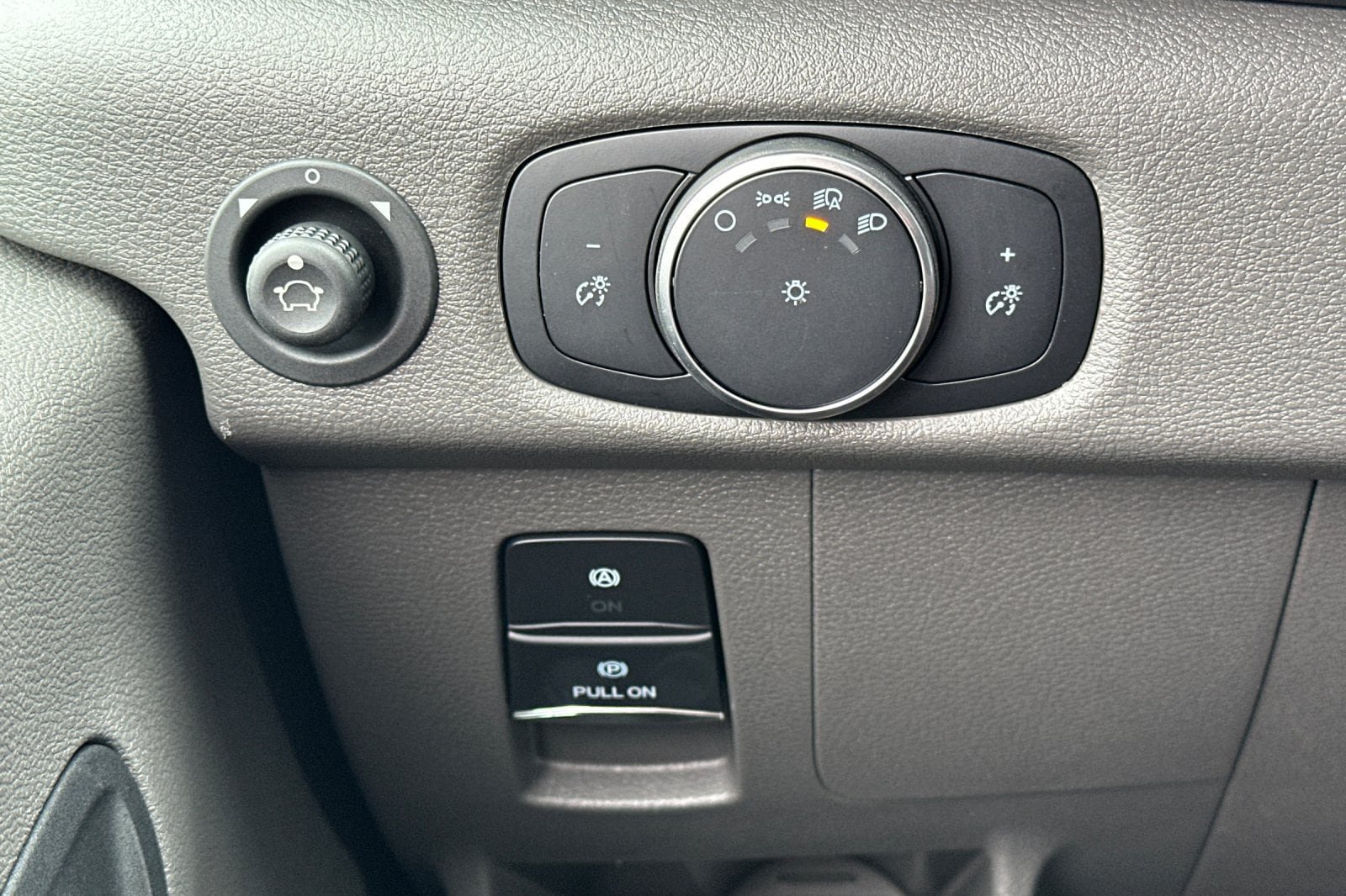 New 2026 Ford Transit 150 Low Roof RWD image 25