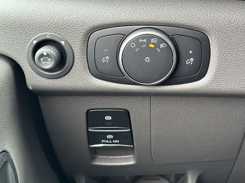New 2026 Ford Transit 150 Low Roof RWD image 25
