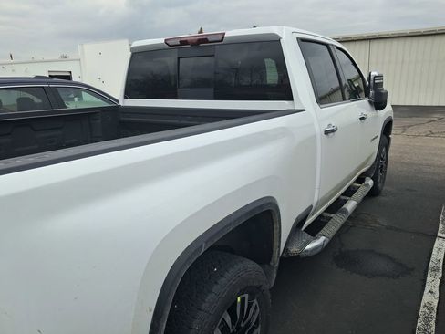 Used 2024 Chevrolet Silverado 2500 LTZ w/ LTZ Premium Package image 7
