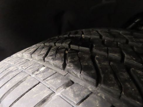 Used 2025 GMC Sierra 1500 Denali AWD/4WD image 10