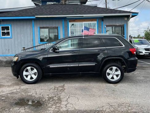 Used 2012 Jeep Grand Cherokee Laredo AWD/4WD image 9