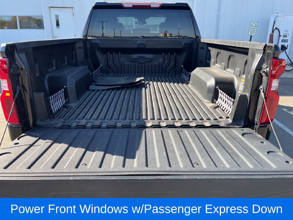 Used 2023 Chevrolet Silverado 1500 LT AWD/4WD image 28