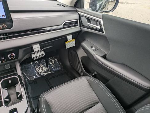 New 2026 Mitsubishi Outlander ES FWD image 16