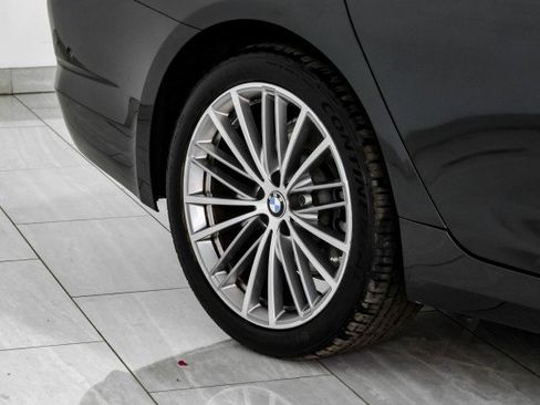 Used 2020 BMW 530i xDrive w/ Premium Package image 61