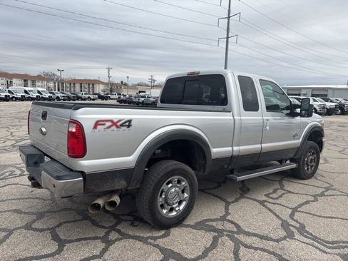 Used 2015 Ford F250 Lariat w/ Chrome Package image 5