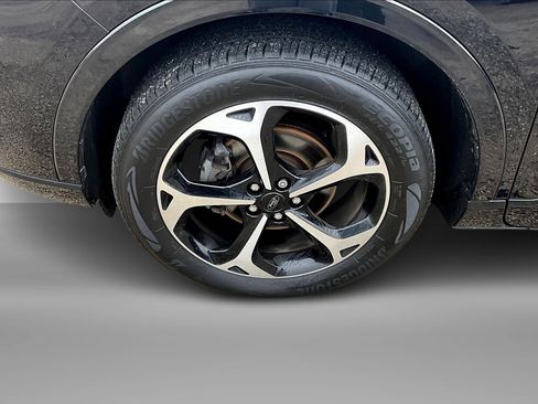 Used 2023 Ford Escape ST-Line Select w/ Tech Pack #2 image 2