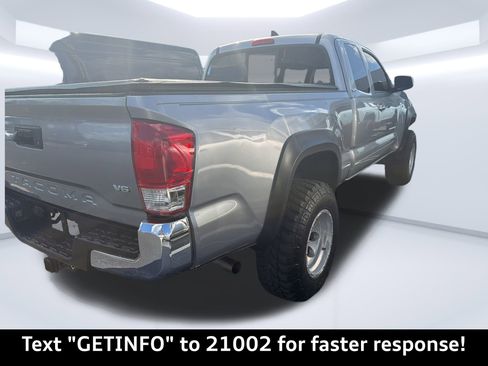 Used 2019 Toyota Tacoma SR5 image 5
