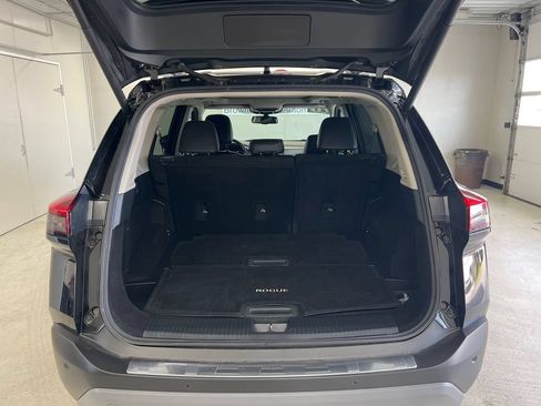 Used 2021 Nissan Rogue SL AWD/4WD image 11