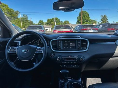 Used 2019 Kia Sorento EX AWD/4WD image 19