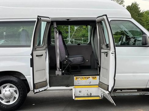 Used 2011 Ford E-150 and Econoline 150 w/ PWR Group RWD image 25