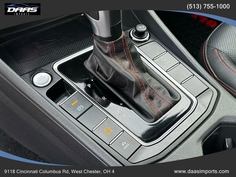 Used 2021 Volkswagen Jetta GLI Autobahn w/ GLI Autobahn Black Package image 37