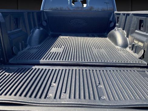 Used 2017 Ford F150 XLT w/ Equipment Group 302A Luxury image 15