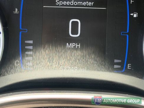 Used 2019 Chrysler Pacifica Touring Plus w/ Tire & Wheel Group FWD image 26