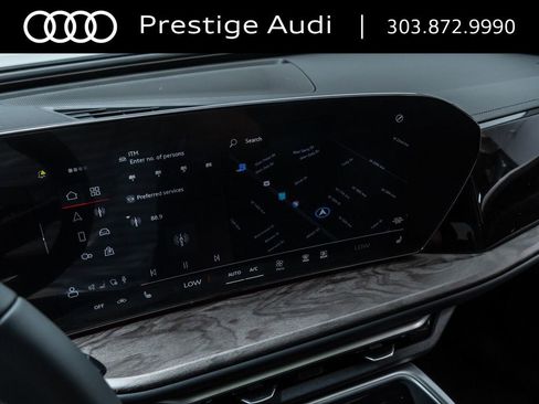 Used 2025 Audi Q5 Premium w/ Convenience Package image 16